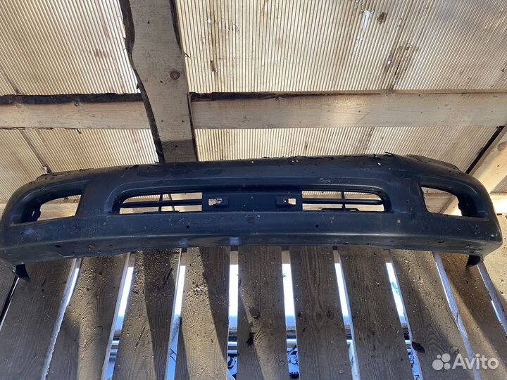 Бампер передний Лэнд Круизер 100(дорест)