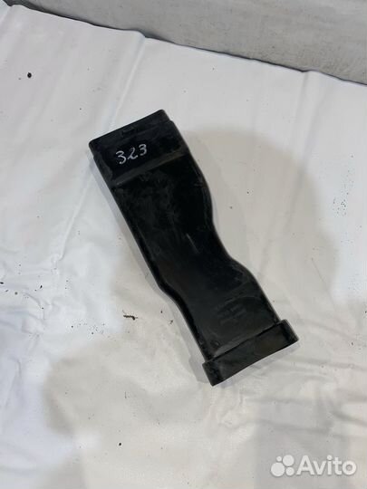 Kia Rio 11- Патрубок воздушного фильтра 323