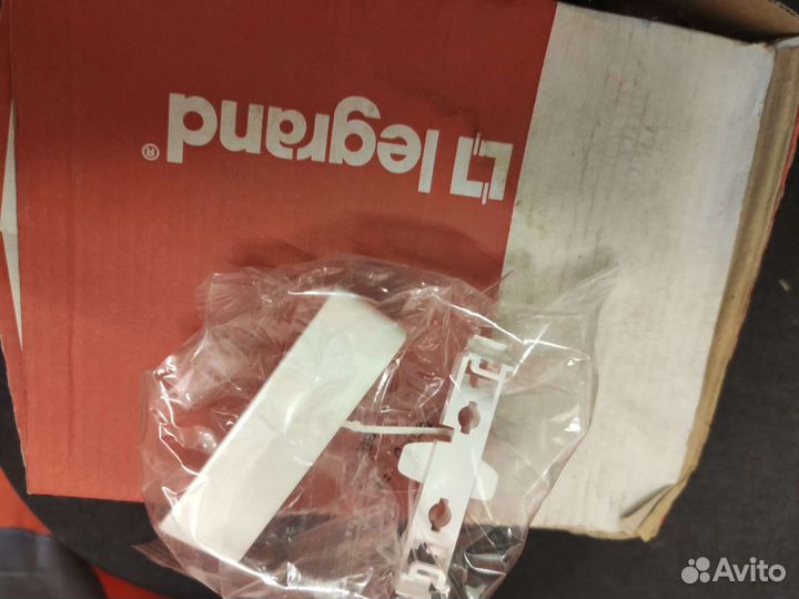 Legrand разное