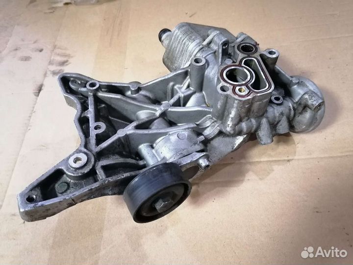 Кронштейн генератора Audi,VW,Skoda,VAG 06J903143AH