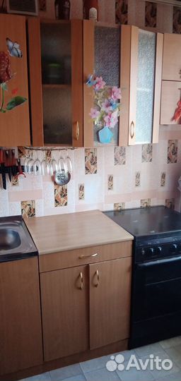Продадим кухонный гарнитур,печка