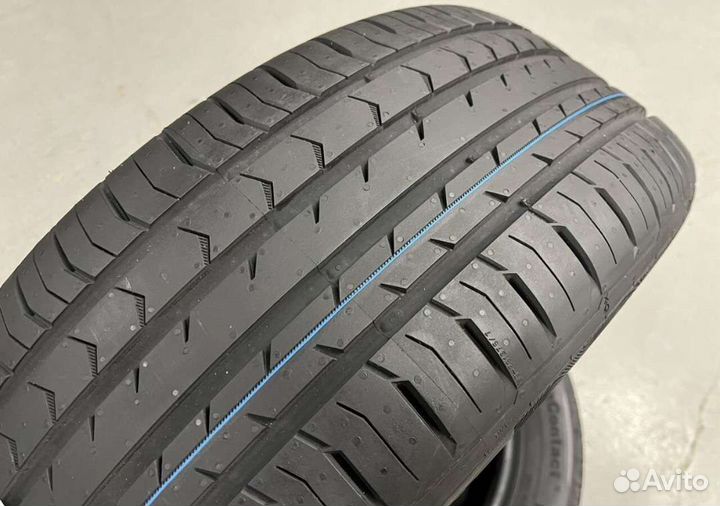 Continental ContiPremiumContact 5 215/55 R17 94V
