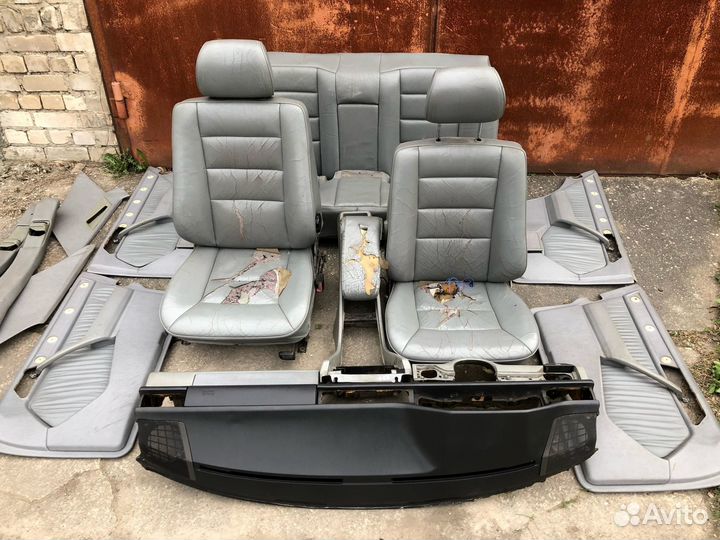 Салон серая кожа комплект W124 седан
