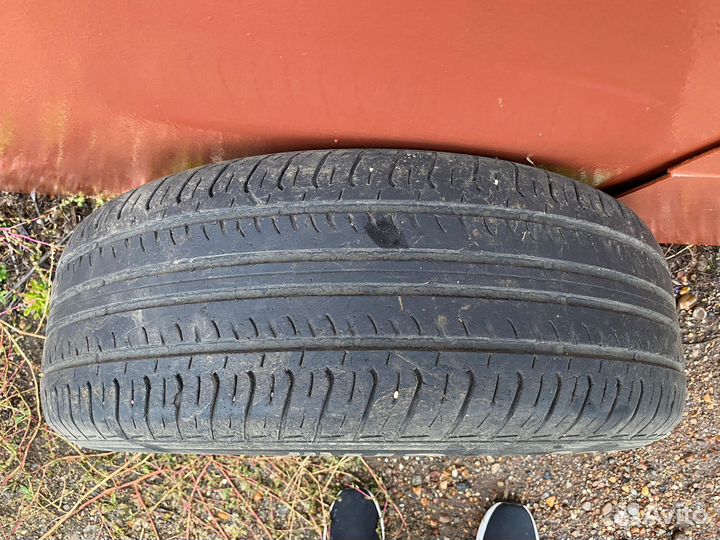 Hankook Optimo K415 2.25/4.5 R4