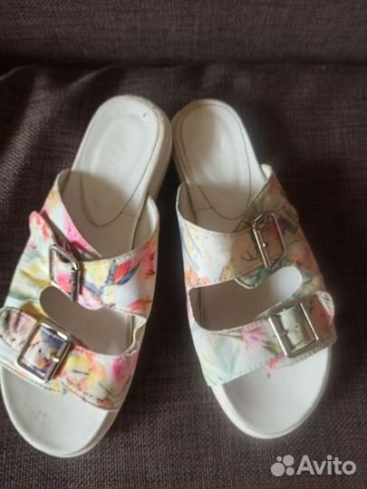 Шлепанцы женские 36 р