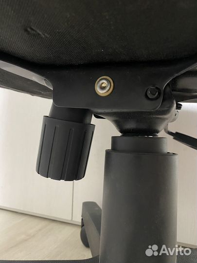 Компьютерное / офисное кресло Бюрократ