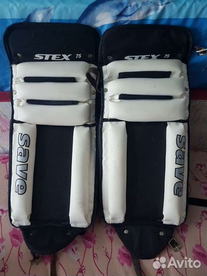 Экипировка вратаря для хоккея с мячом