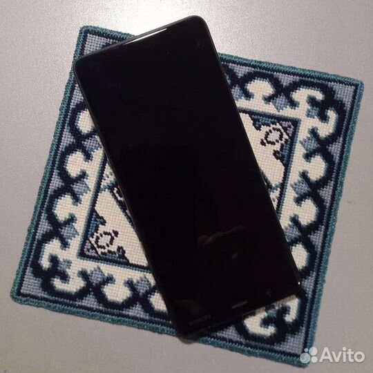 Коврик ручной работы