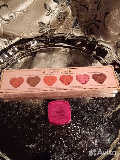 Румяна Love Flush