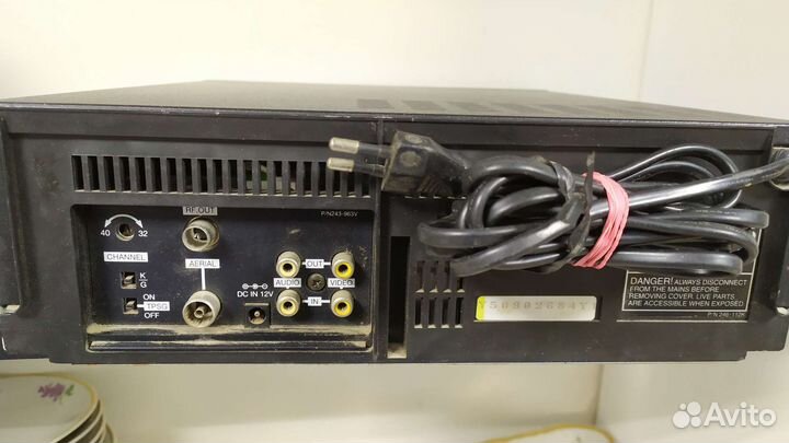 Видеомагнитофоны Philips и Daewoo