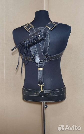 Кожаная портупея для меча