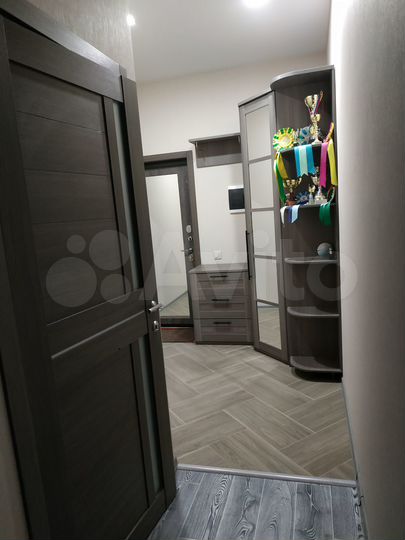 2-к. квартира, 57,3 м², 2/4 эт.