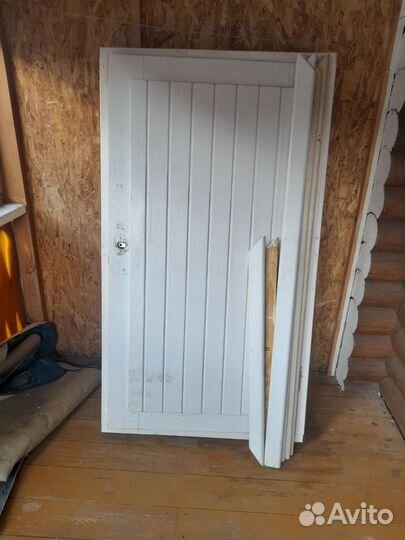 Дверь банная деревянная