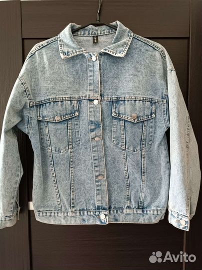 Джинсовая куртка женская