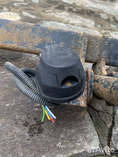 Фаркоп на LADA xray