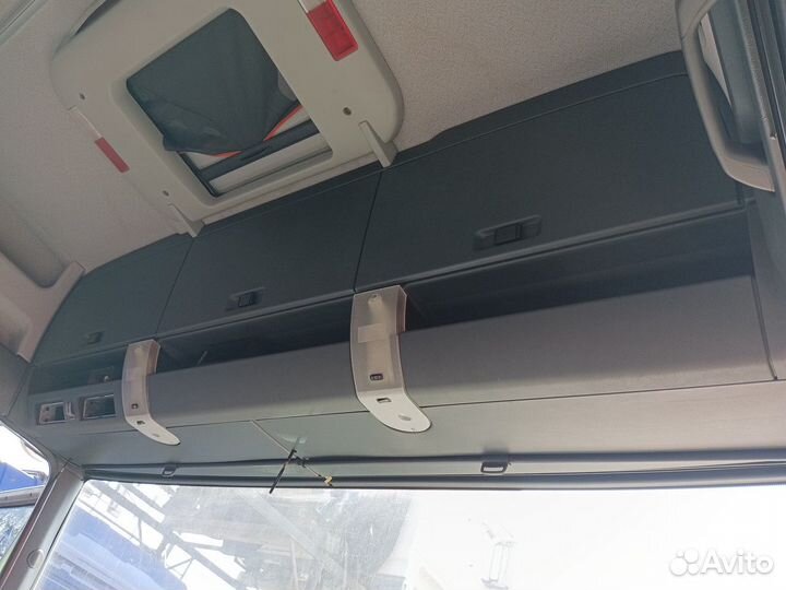 Консоль кабины верхняя Man TGA