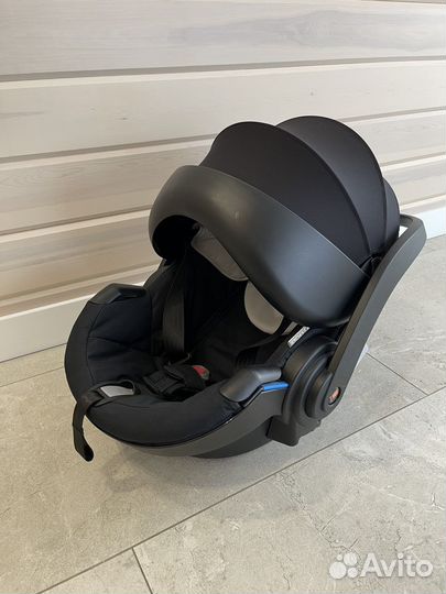 Детское автокресло Stokke iZi Go с базой ISOfix