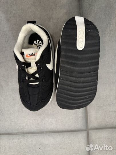 Кроссовки nike детские 26