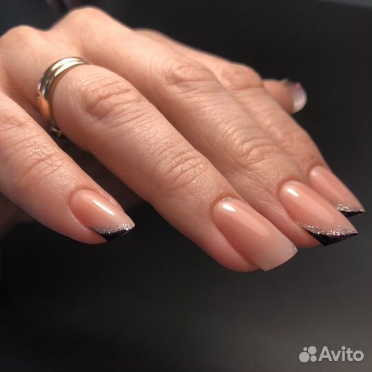 Маникюр педикюр