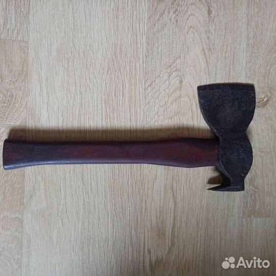 Топор сапёрный