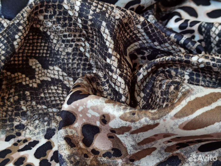 Платок бежевый Двусторонний Roberto Cavalli