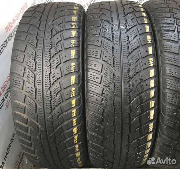 Kumho I'Zen KW15 235/65 R17