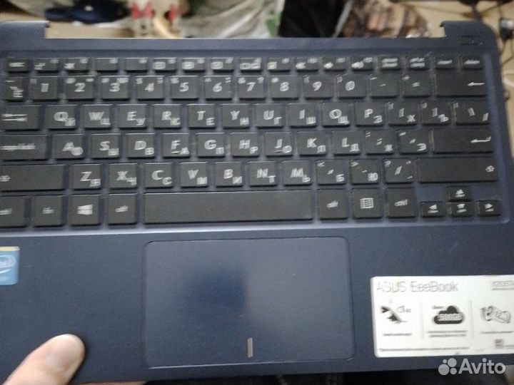 Asus EeBook x205ta