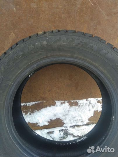 Goodyear Ultragrip 600 185/65 R15