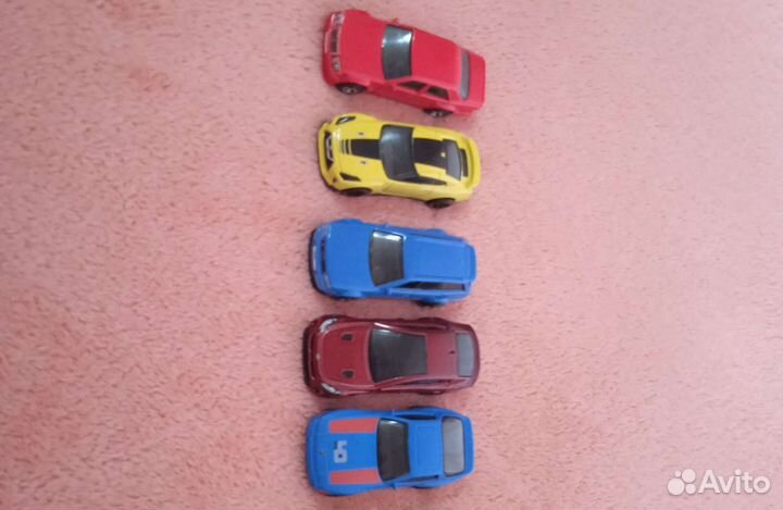 Hot wheels машинки