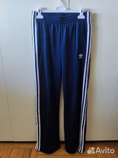 Новые брюки adidas женские 44, оригинал