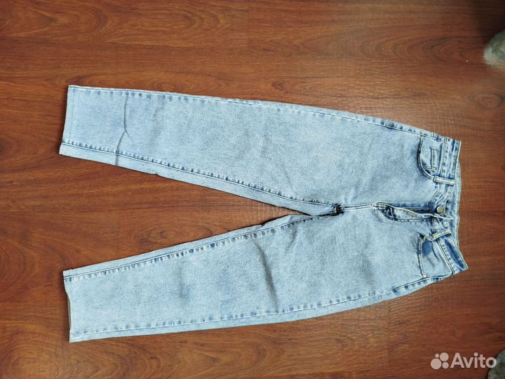 Джинсы