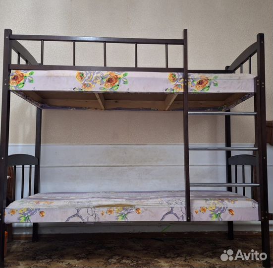 Двухъярусная кровать бу