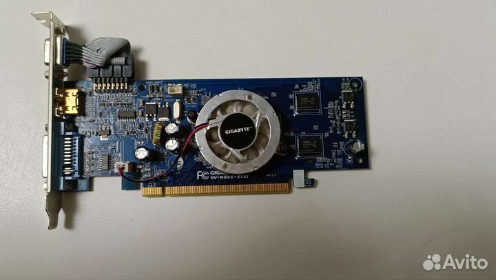 Видеокарта 8400GS 512Mb