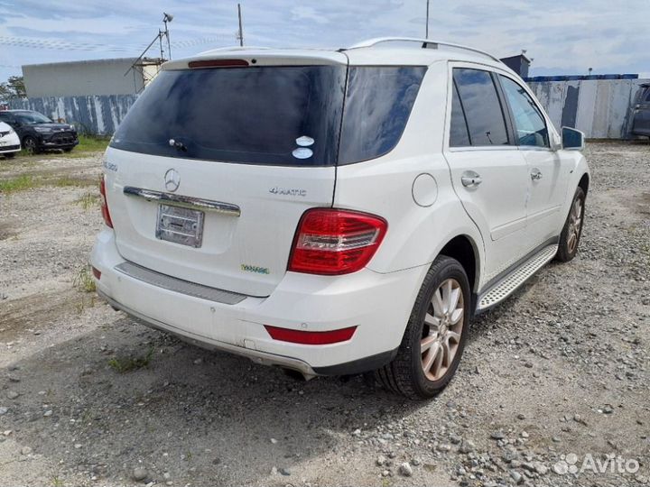 Крышка багажника задняя Mercedes-Benz M-Class W164