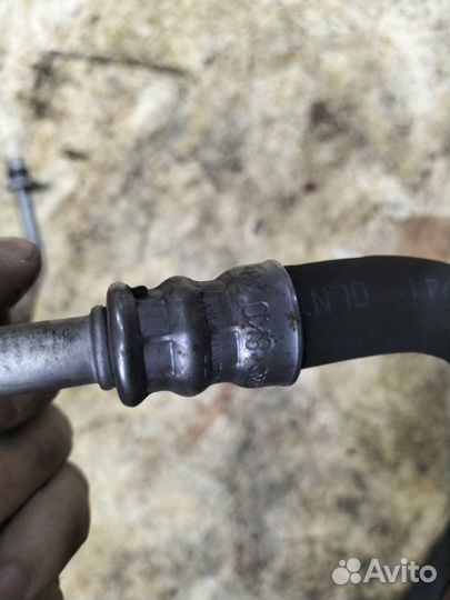 Патрубок Audi Q5 I 8R cdnc 2010