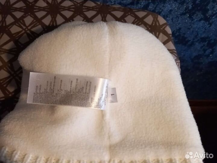 Шапка для девочки новая