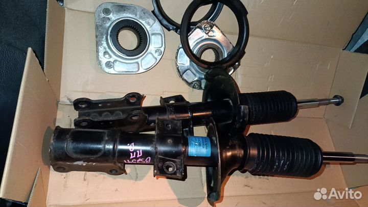 Передние амортизаторы volvo xc70