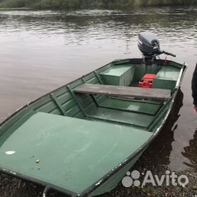 Моторная лодка Аллюр Джонбот 