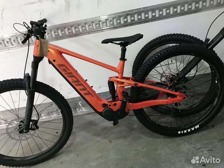 Новые электровелосипеды Giant Scott Cube Trek