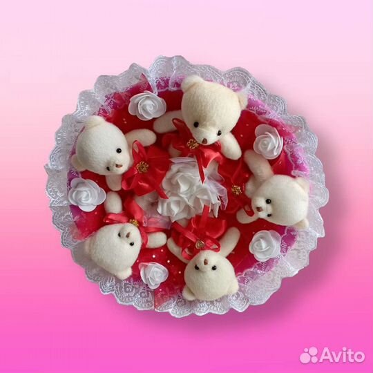 Букет из игрушек