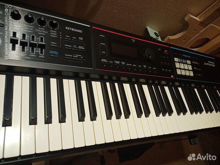 Синтезатор Roland juno-DS88