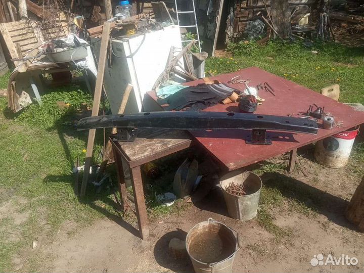 Усилитель бампера Фольксваген т5