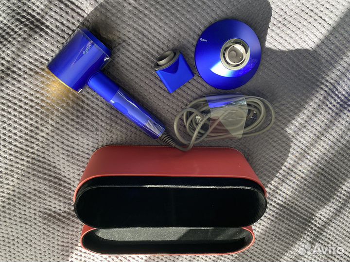 Dyson фен. Оригинал