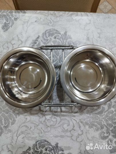 Миска для животных на подставке