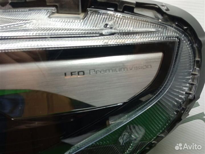 Фара передняя левая Haval F7