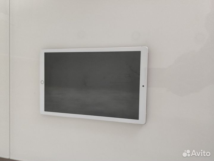 Планшет новый