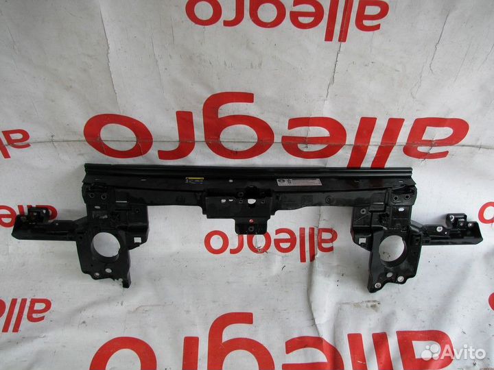 VW Touareg панель передняя телевизор 2010+