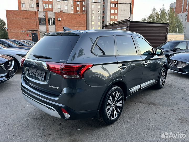 Mitsubishi Outlander 2.0 CVT, 2019, 76 500 км