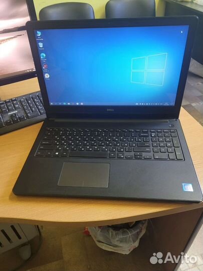Ноутбук dell inspiron 15