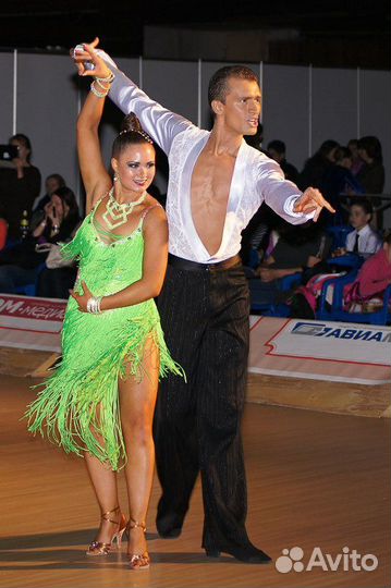 Профессиональный партнер и тренер по танцам